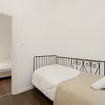 Roman Market- Upper Aristotelous Sq Luxury Apartment